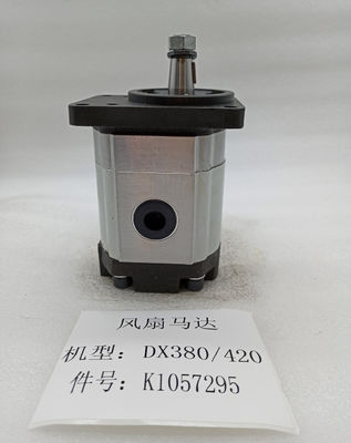 Motor pesado K1057295 del ventilador de la impulsión del pistón del equipo pesado de los recambios del cargador DX380 DX420 DX500